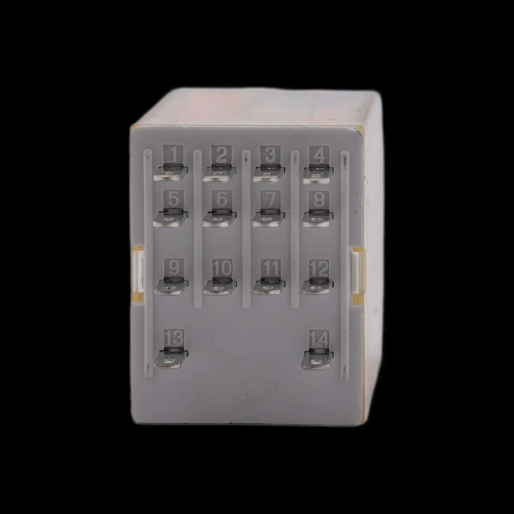 RKF4CO024LT_Реле 4ПК, 6А, катушка 24В DC, механический и светодиодный индикаторы, тест-кнопка_6