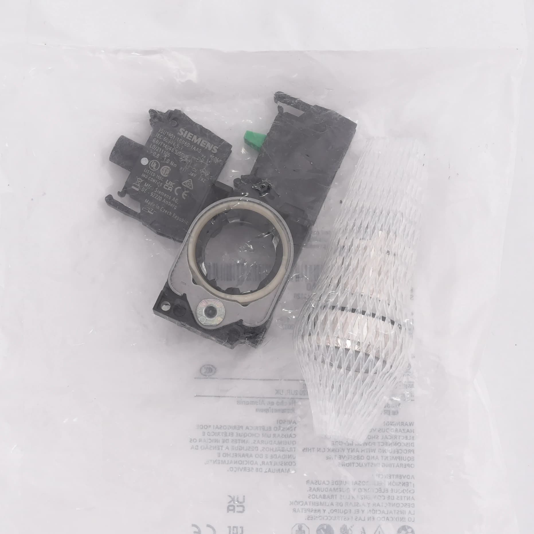 3SU1152-0AB70-1BA0_Кнопка с подсветкой 24В AC/DC, прозрачная, без фиксации, 1НО_3
